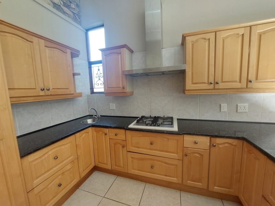 4 Bedroom Property for Sale in Panorama Western Cape